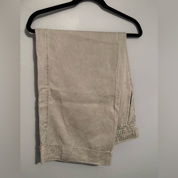 Women’s Wide Leg Capris - Picture 3 of 3